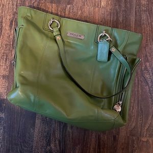 Coach, green, tote.